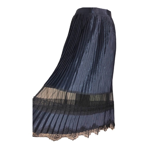 Beautiful pleated navy blue & black lace peek a boo satin effect goth skirt sz L - Picture 2 of 16